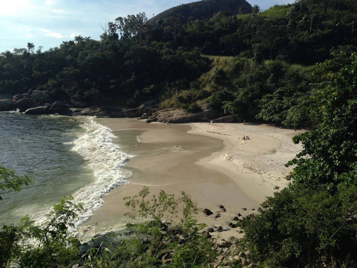 Praia da Eva — praia na Baía de Guanabara, Niterói