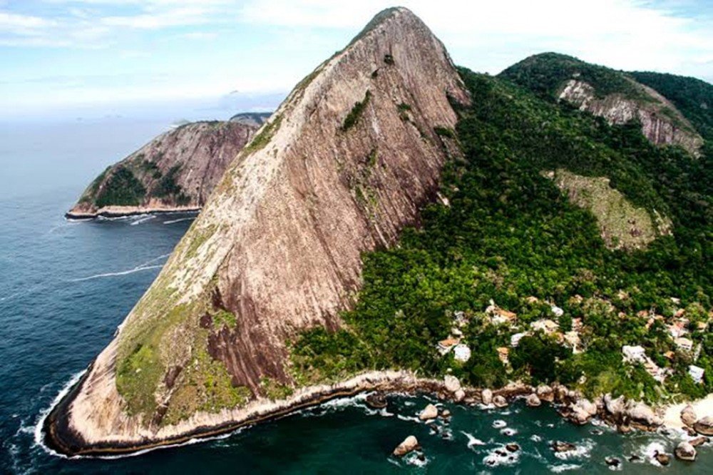 Parque Estadual da Serra da Tiririca (PESET) — área natural de Niterói